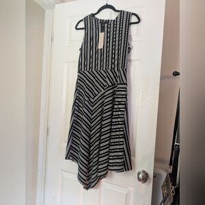 NWT Banana Republic Asymmetrical Black and White Dress Size M